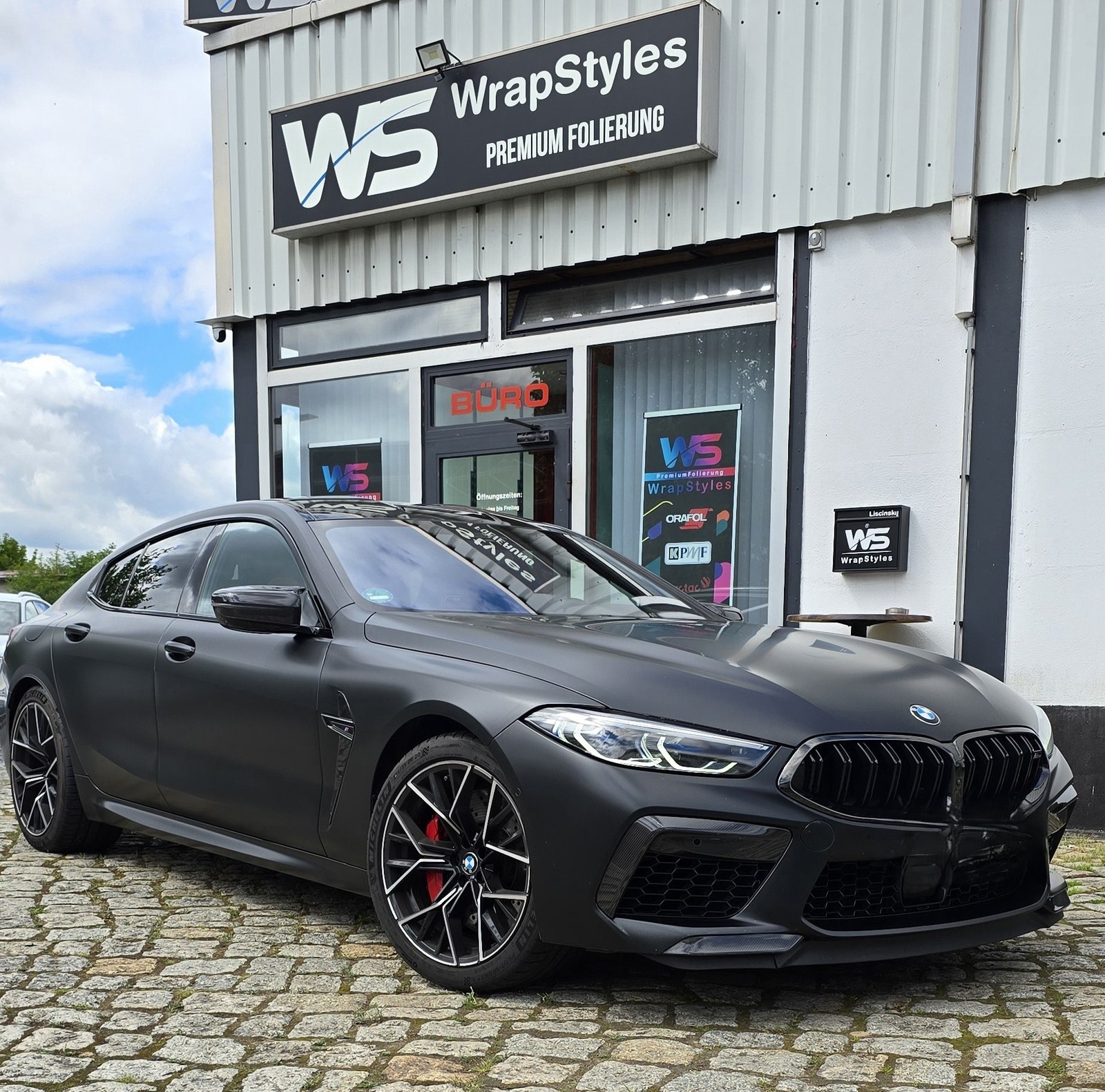 BMW8 Black Matt